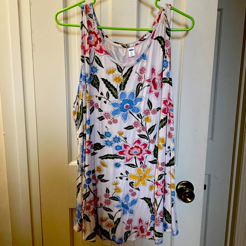 Floral Old Navy 3X tank